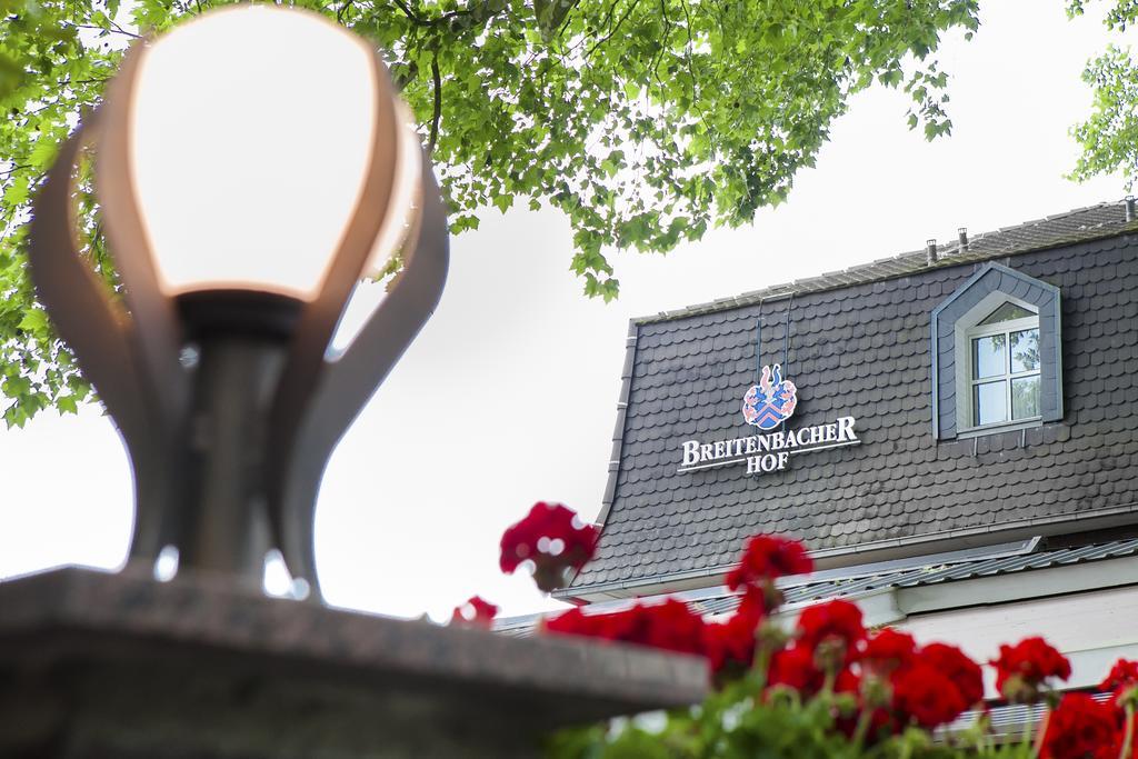 Hotel-Restaurant Breitenbacher Hof Hürth Exteriör bild